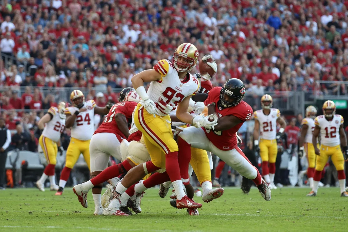 How Long Is a Quarter in American Football? (2025)