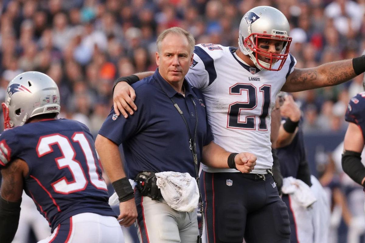 Did Bill Belichick Play Football? Facts & Career Breakdown