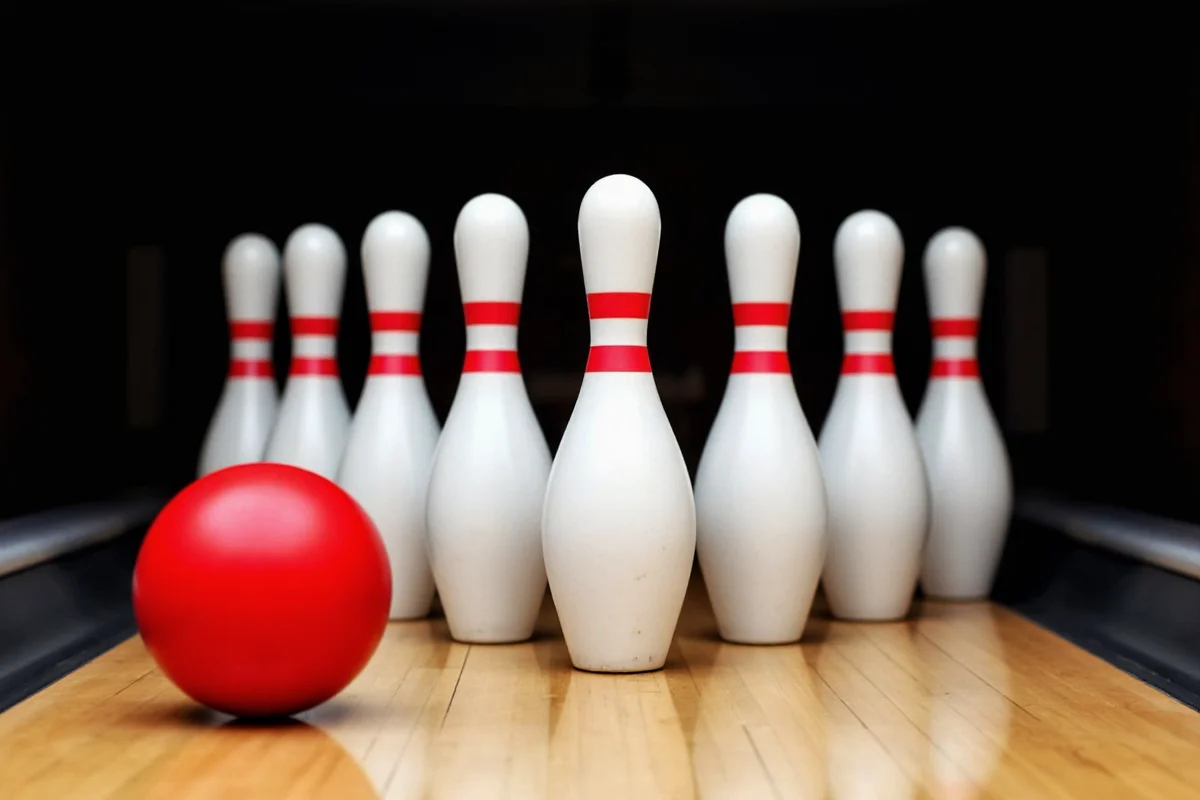 How Many Pins Are There in Bowling? 10 Explained