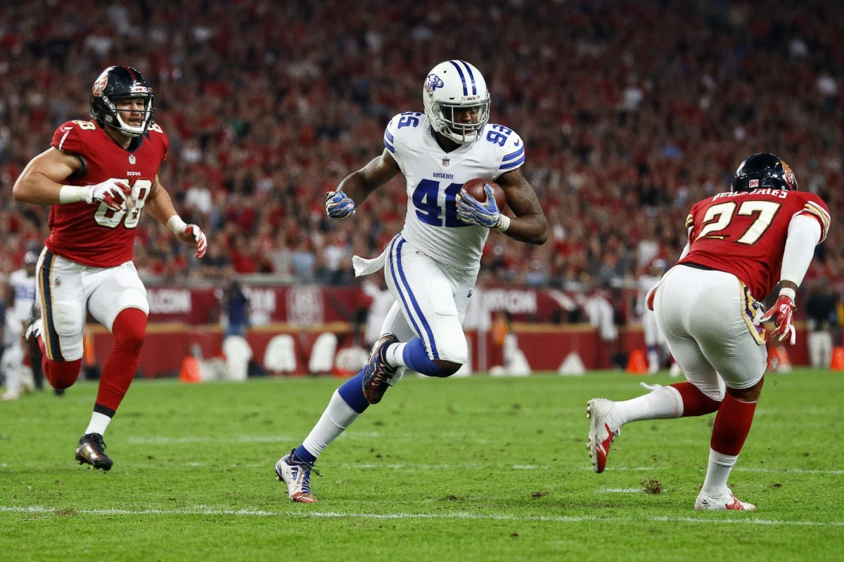 How Long Is Football Halftime? NFL, NCAA & More