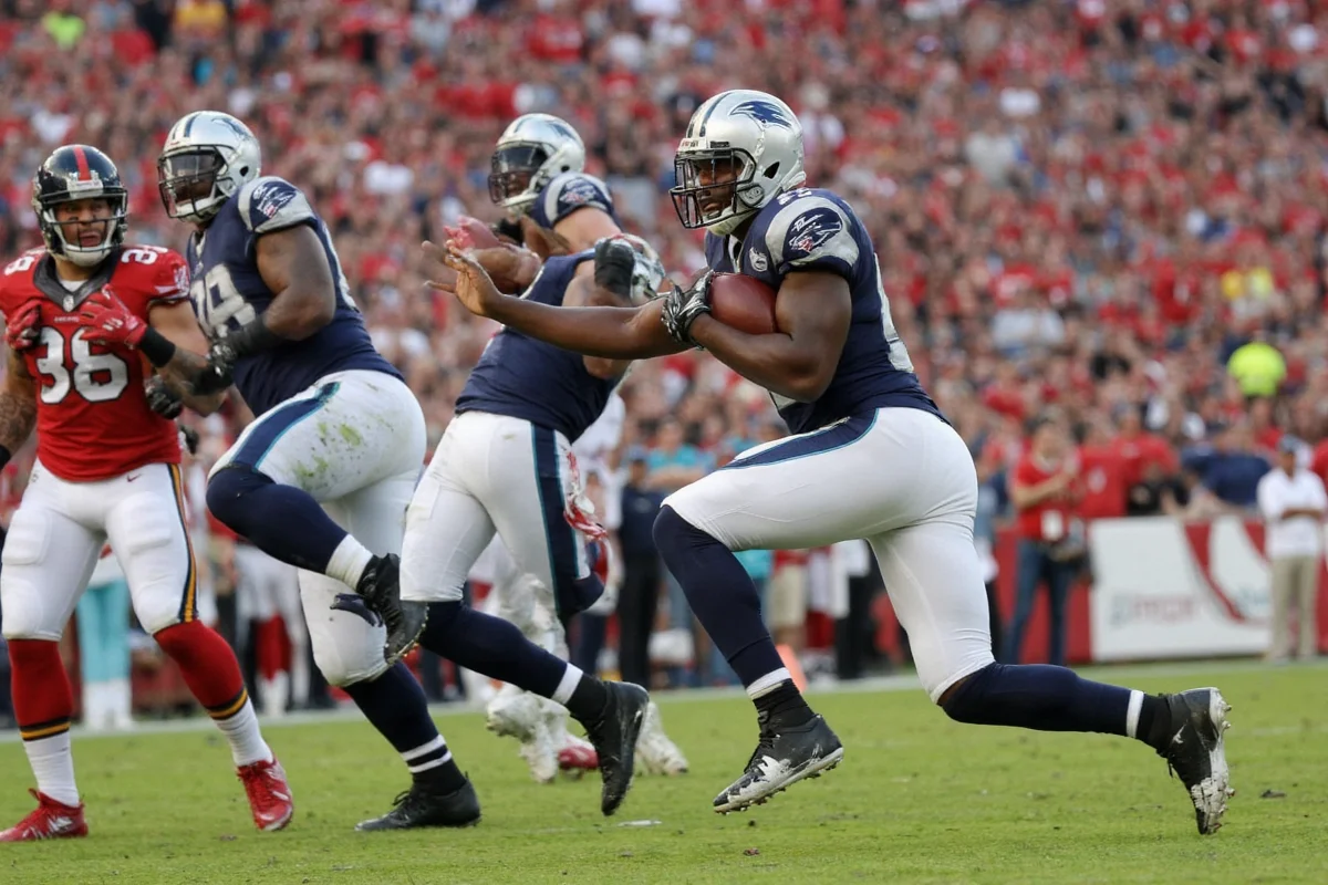 How Much Does an NFL Player Make in 2025?